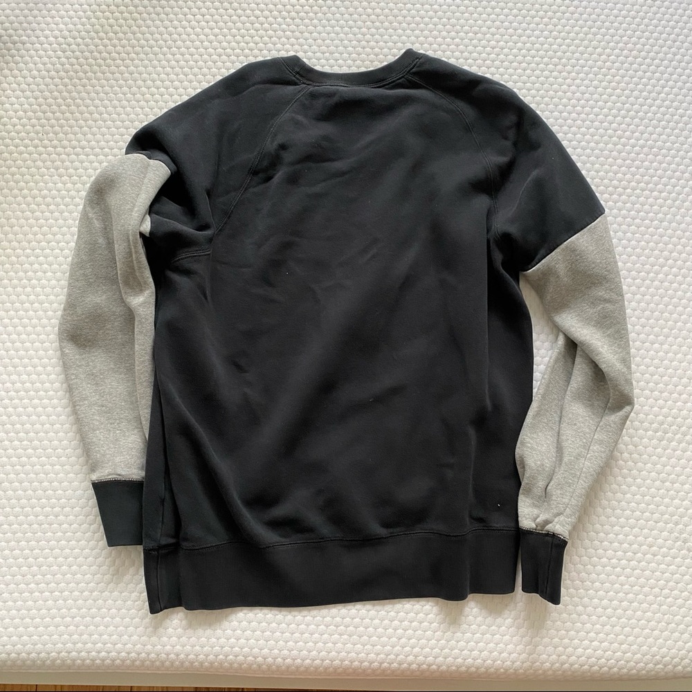 Jordan Crewneck - Picture 4 of 4